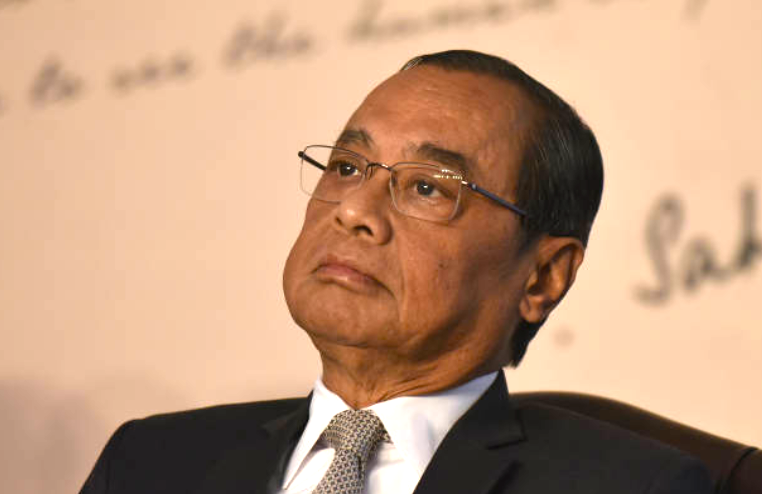 On allegation of sexual harassment, CJI Ranjan Gogoi asks Justice SA Bobde to decide on next step; Supreme Court asks lawyer who claimed conspiracy to clarify