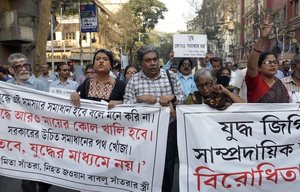 In Kolkata, activists attacked during anti-war rally, Mamata Banerjee issues stern warning to assailants