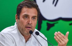 Rahul Gandhi attacks Narendra Modi on Rafale deal again, calls him ‘corrupt’