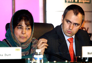 In Jammu & Kashmir, Mehbooba Mufti, Omar Abdullah put under house arrest as report says government may dilute Article 35A; more troops pumped into state