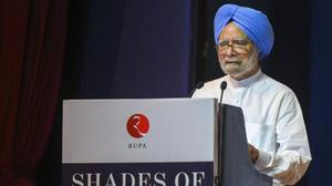 Manmohan Singh accuses Narendra Modi of ‘slowly but surely’ undermining democratic values