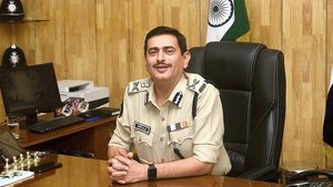 Election Commission replaces 4 top West Bengal cops including Kolkata Police commissioner Anuj Sharma