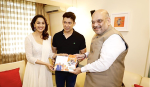 Madhuri Dixit may contest on BJP ticket from Pune in 2019 Lok Sabha election