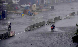 Cyclone Fani batters Odisha coast, leaves 3 dead, causes massive damage