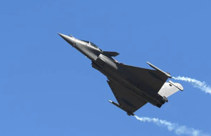 Supreme Court gives Centre four days to file response to pleas seeking review on Rafale verdict