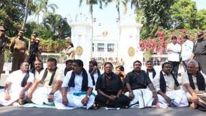 Puducherry CM V Narayanasamy, MLAs sleep outside Raj Nivas in protest against LG Kiran Bedi 