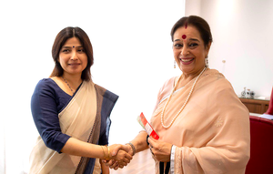 Shatrughan Sinha’s wife Poonam joins Samajwadi Party, to contest Lok Sabha election against Rajnath Singh in Lucknow