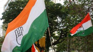 Turf war between Karnataka Congress leaders creates problem for Congress-JD(S) coalition government 