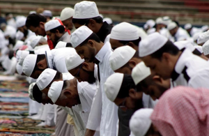 Noida bans namaz in public places, Congress demands ban on RSS shakhas in parks too