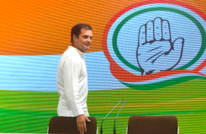 Rahul Gandhi quits as Congress president, urges party to decide on new leader soon