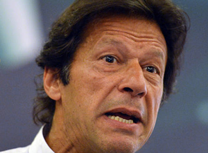 Imran Khan offers peace with India, says ‘we should sit down and talk about differences’