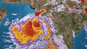 Cyclone Vayu moves towards sea, will not hit Gujarat  