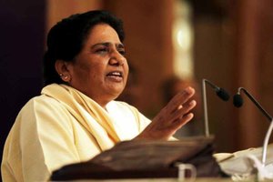 Mayawati to contest Lok Sabha election solo if not given ‘respectable’ share of seats in grand alliance