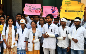 West Bengal doctors’ strike spreads across country, medical services hit 